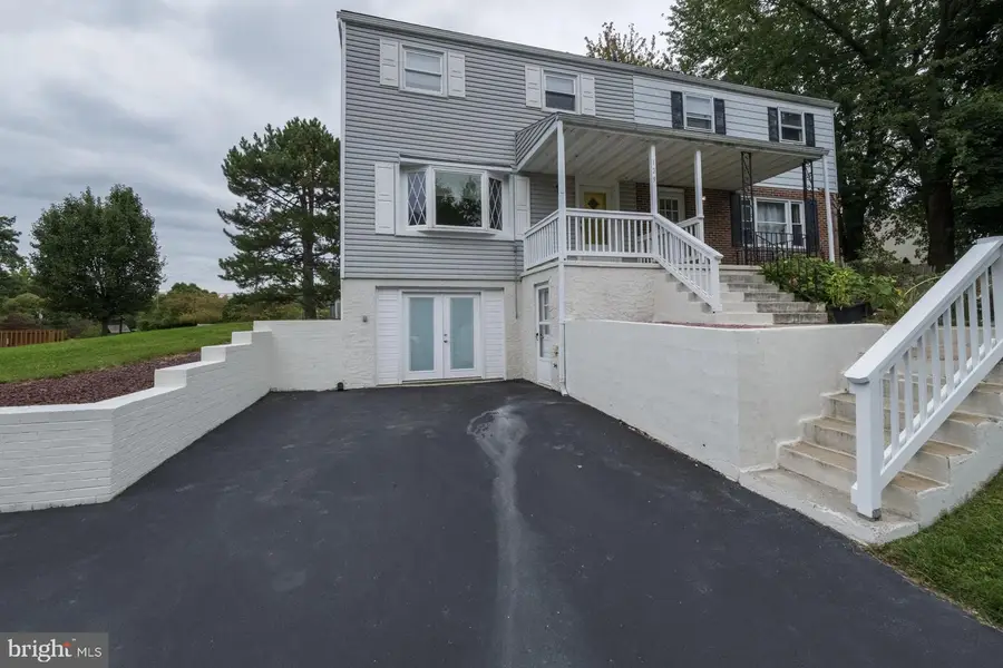 129 Wernersville Blvd, Wernersville, PA 19565 - #2