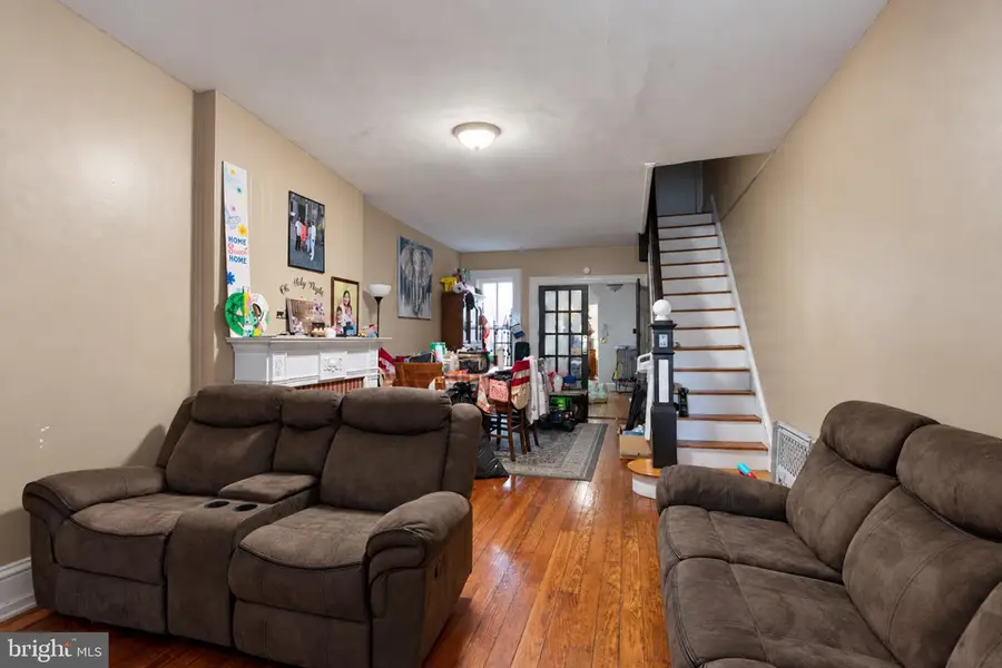 533 Laurel St, Reading, PA 19602 - #3
