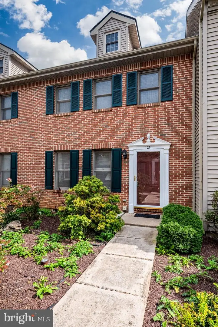 29 Weiser Ct, Womelsdorf, PA 19567 - #2