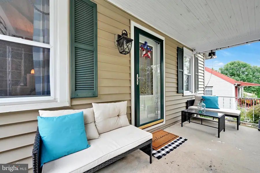 261 W Poplar St, Fleetwood, PA 19522 - #3