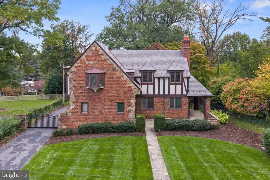 826 Farr Pl, Reading, PA 19611 - #2
