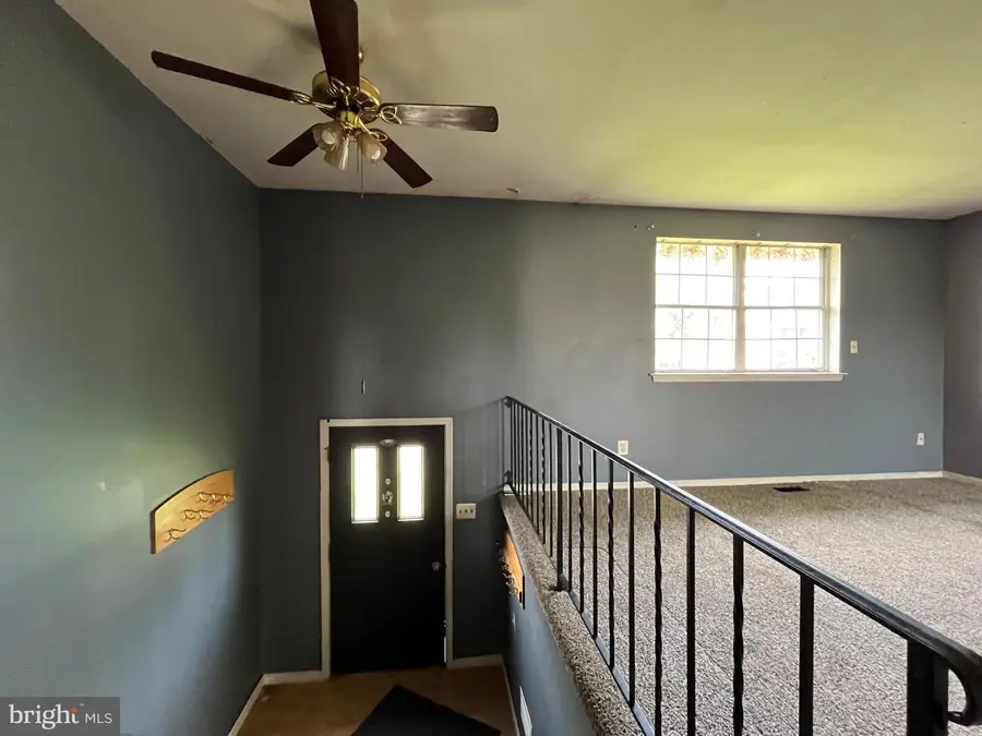 755 Moonflower Ave, Reading, PA 19606 - #2