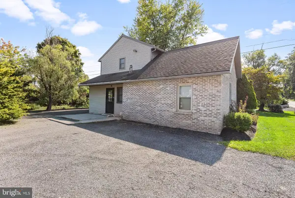 4518 New Holland Rd, MOHNTON, PA 19540
