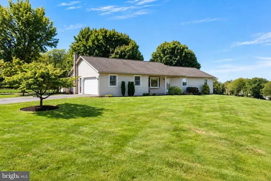 295 Dryville Rd, Fleetwood, PA 19522 - #2