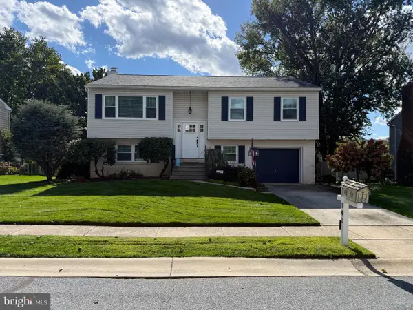 140 W Wilson Ave W, WERNERSVILLE, PA 19565