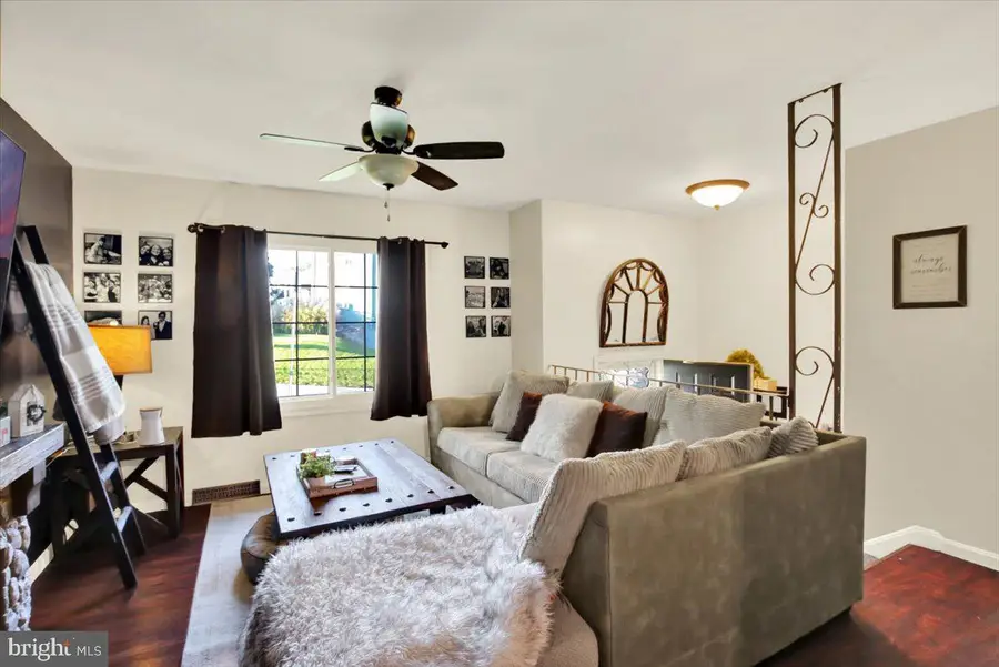 104 Pear St, Mohnton, PA 19540 - #3