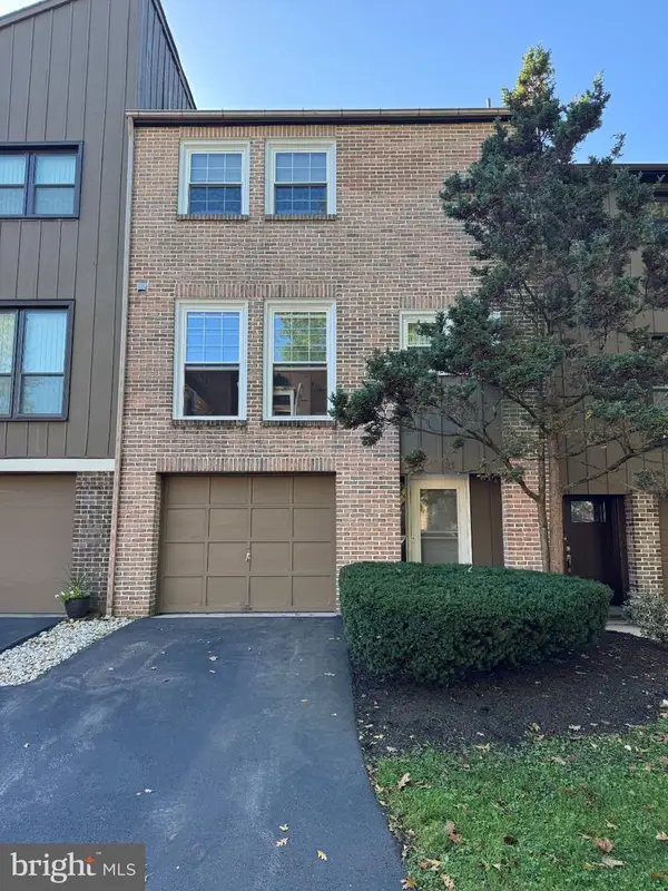21 Club Ln, READING, PA 19607