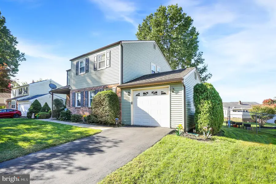 4110 Danor Dr, Reading, PA 19605 - #3