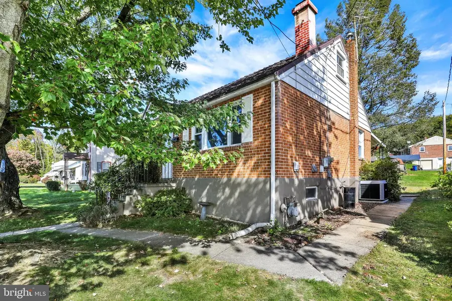 3535 Gray St, Laureldale, PA 19605 - #2