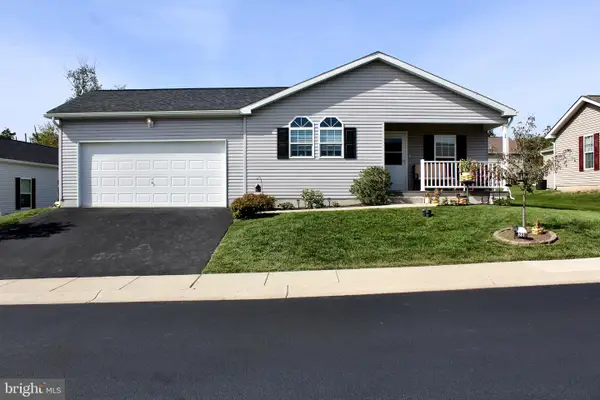 28 Dawn Dr, DOUGLASSVILLE, PA 19518