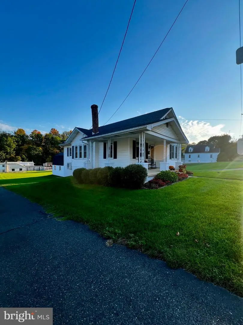 820 S Reading Ave, Boyertown, PA 19512 - #2