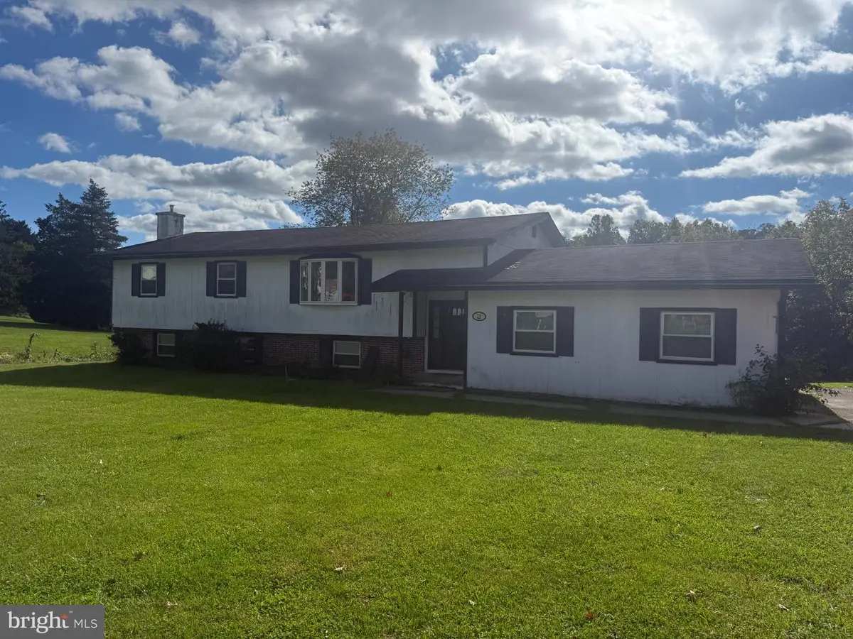 20 Thompson Dr, Boyertown, PA 19512 - #1
