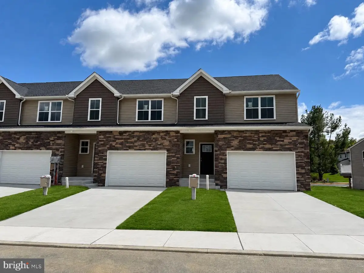 208 Lucille Way #lot 12, Fleetwood, PA 19522 - #1