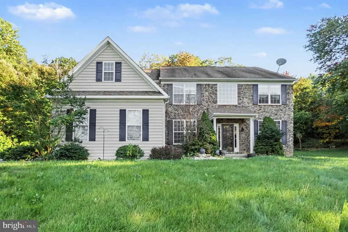 199 Kutz Rd, Fleetwood, PA 19522 - #1