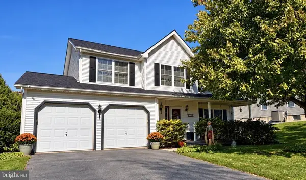 525 Luella Dr, KUTZTOWN, PA 19530