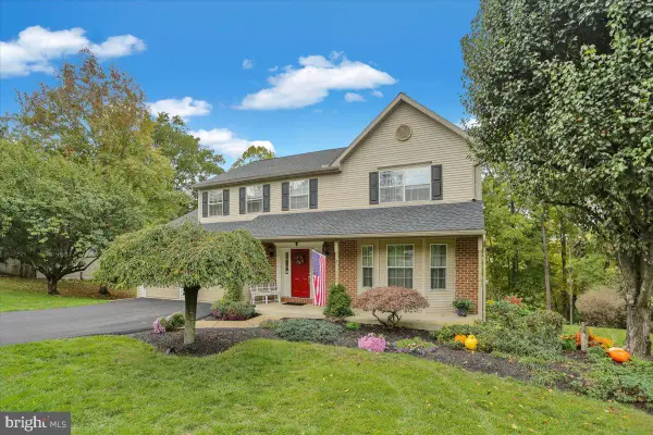 23 Orchard Pl, BERNVILLE, PA 19506
