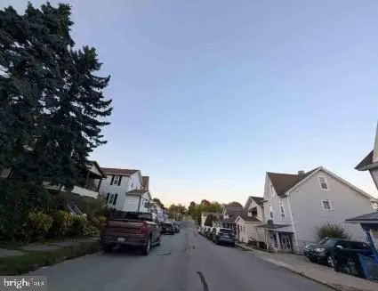 206 E Walnut Ave, Altoona, PA 16601 - Image #3