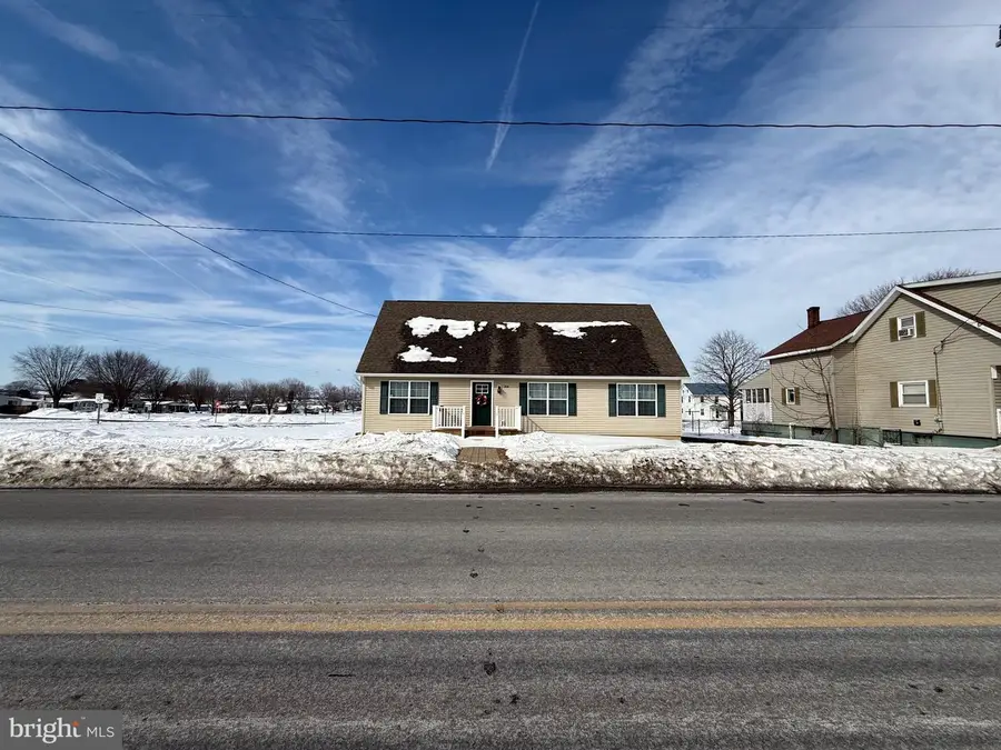 314 S Market St, Martinsburg, PA 16662 - #2