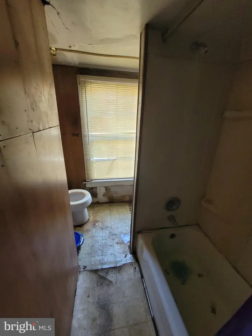 1406 Washington Ave, Altoona, PA 16601 - #3