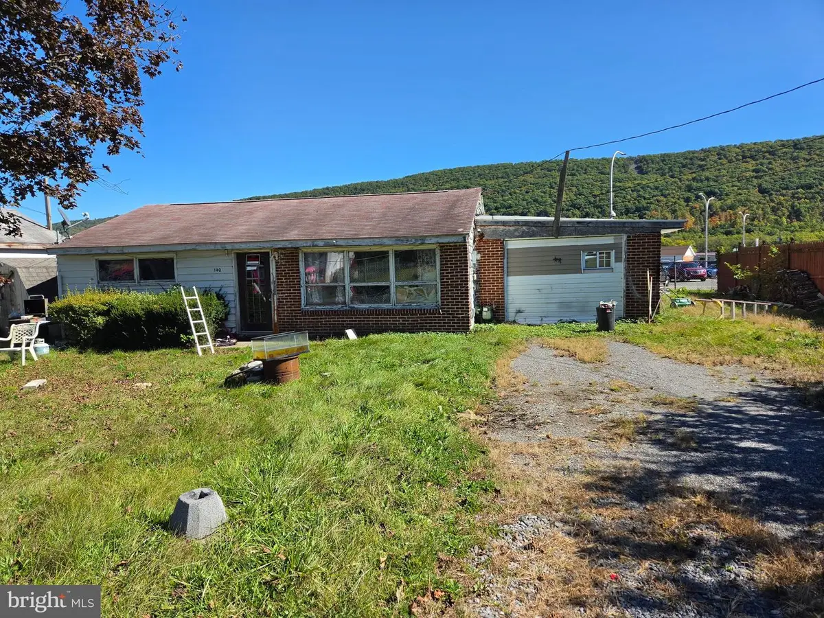 140 Tipton Manor Rd, Tyrone, PA 16686 - #1
