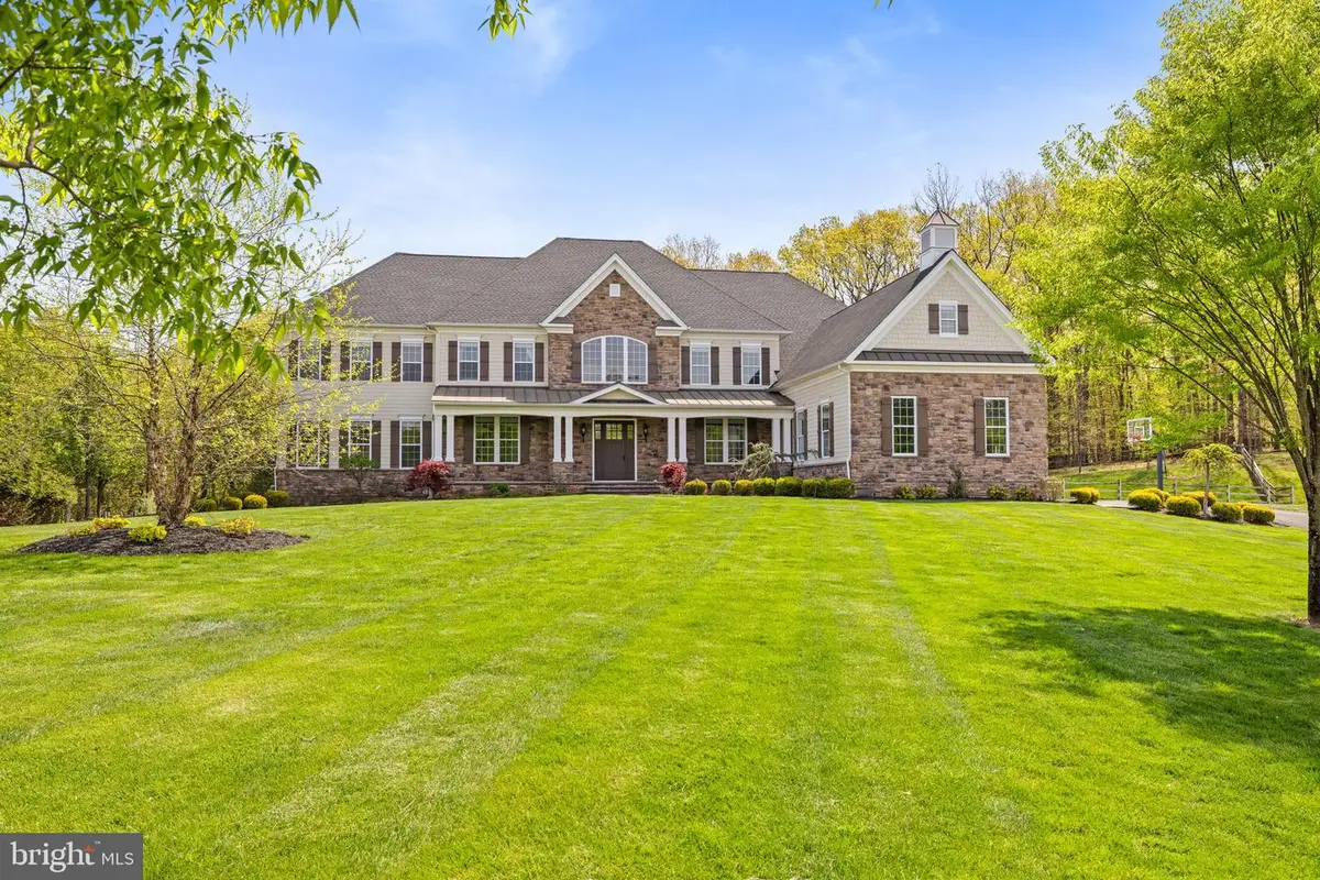 19 Goldney, Newtown, PA 18940 - Image #1