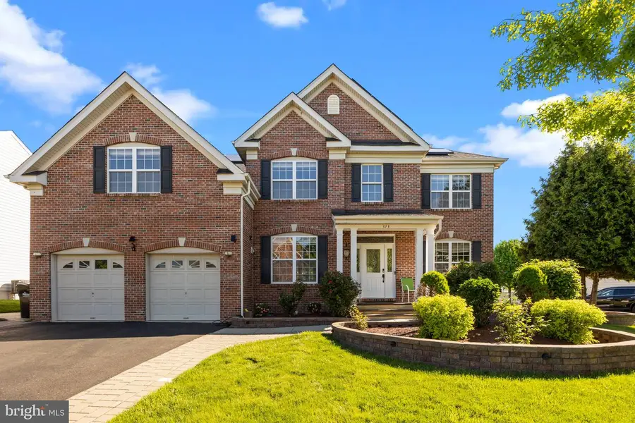 323 Palton Rd, Bensalem, PA 19020 - Image #2