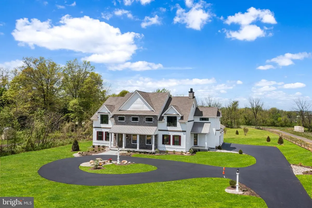 744 Broad Street, Perkasie, PA 18944 - #1