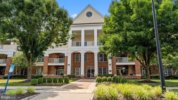 2102 Meridian Blvd, WARRINGTON, PA 18976