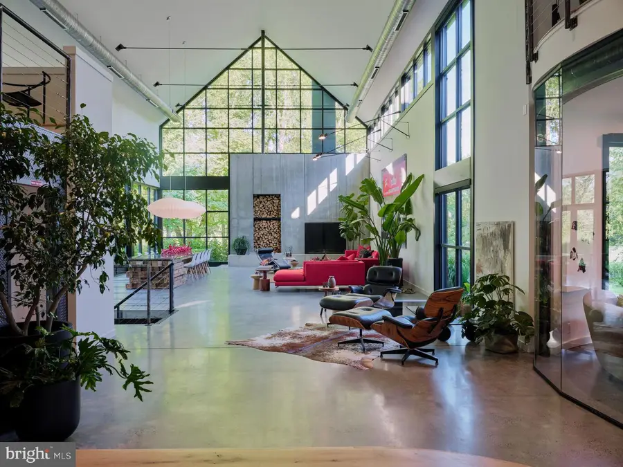 5828 Stoney Hill Rd, New Hope, PA 18938 - Image #2