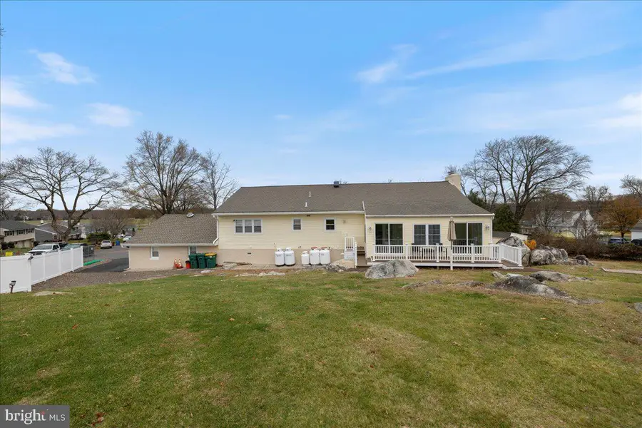 11 Williams Ln, Yardley, PA 19067 - Image #3