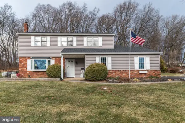 4672 Woodfield Cir, DOYLESTOWN, PA 18902