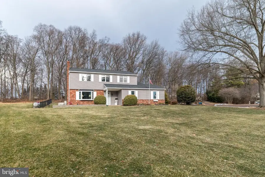 4672 Woodfield Cir, Doylestown, PA 18902 - Image #2