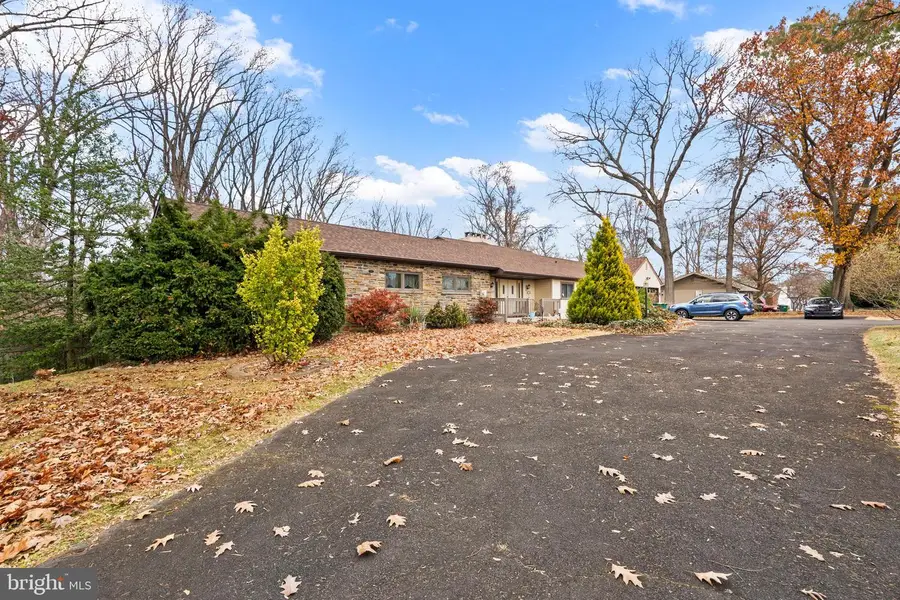 164 Trenton Rd, Langhorne, PA 19047 - Image #3