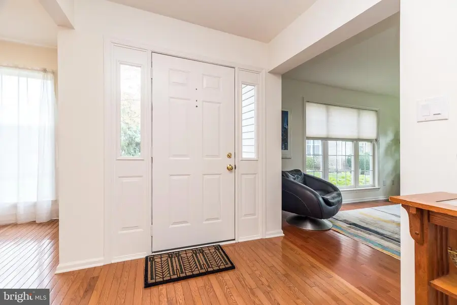 114 Blackfriars Cir, Doylestown, PA 18901 - Image #3