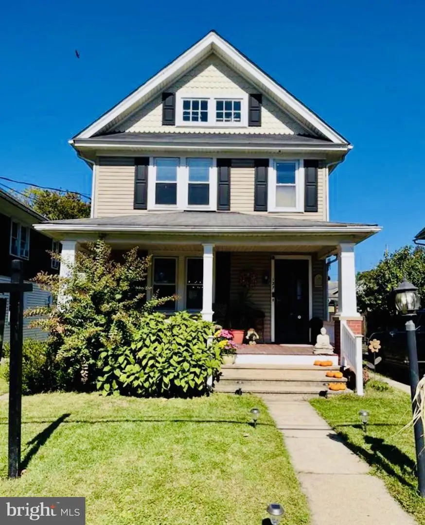 127 Sycamore Rd, Riegelsville, PA 18077 - Image #1