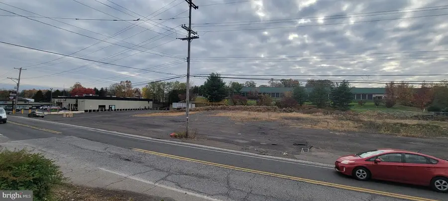 4550 Bristol Rd, Feasterville Trevose, PA 19053 - Image #3