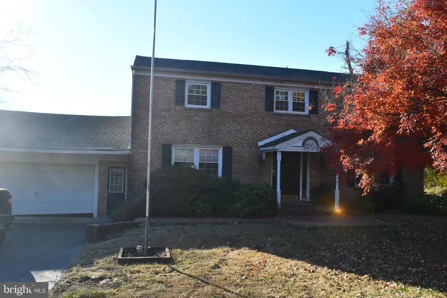 547 1/2 Mccarty Dr, Furlong, PA 18925 - Image #2