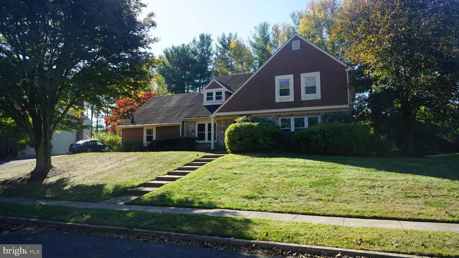 1253 Lexington Dr, Yardley, PA 19067 - Image #3