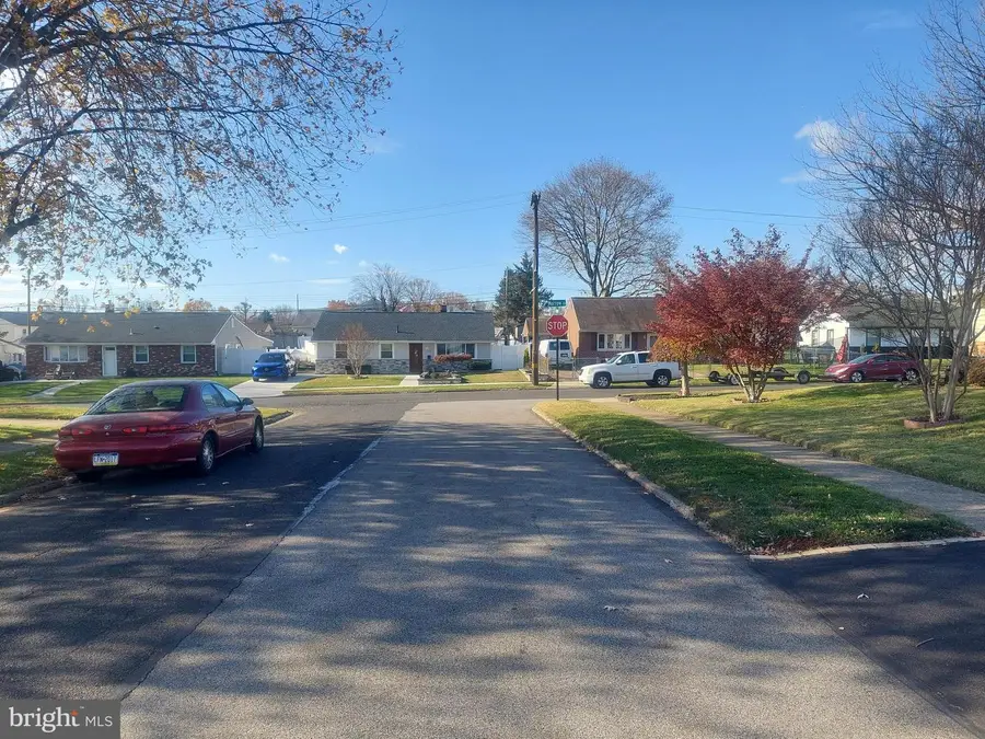 2716 Berwyn Rd, Bensalem, PA 19020 - Image #3