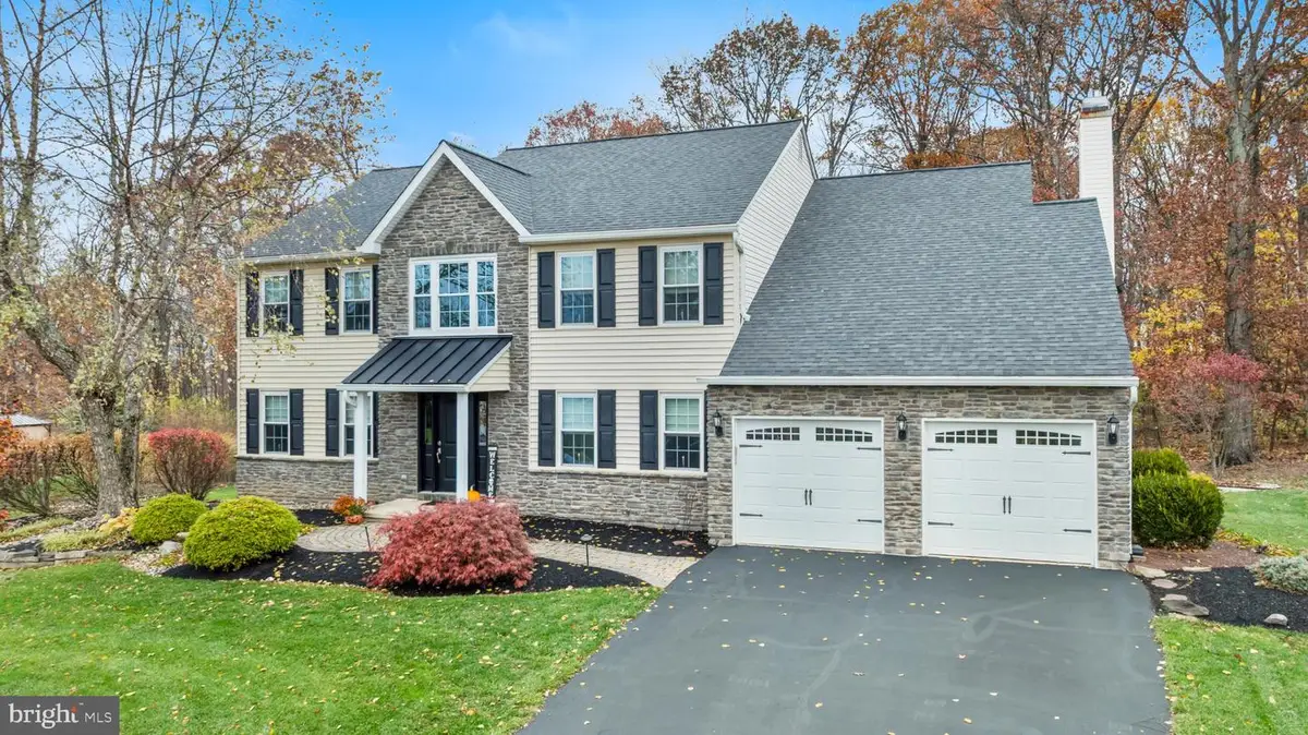 4000 Miriam Dr, Doylestown, PA 18902 - Image #1