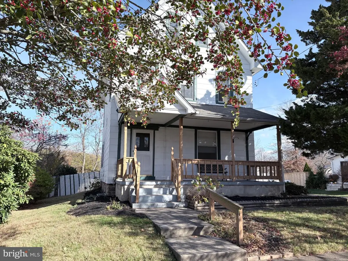 11 Lincoln Ave, Ivyland, PA 18974 - Image #1