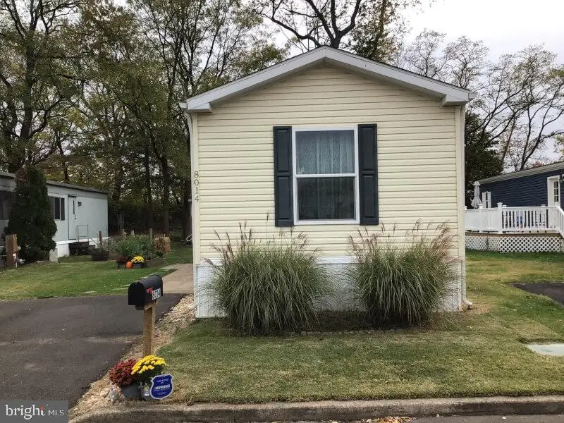 8014 Woodside Dr, Morrisville, PA 19067 - Image #2