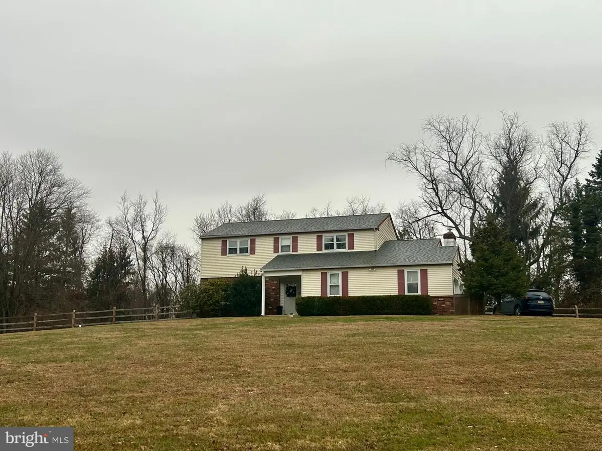 34 Houk Rd, Doylestown, PA 18901 - Image #1