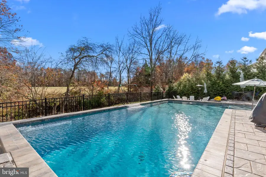 204 Pennland Farm Dr, Perkasie, PA 18944 - Image #2