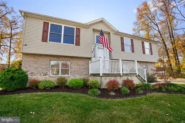 2602 Avenue E, LEVITTOWN, PA 19056