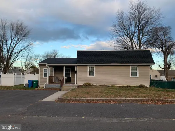 825 Tulip Ave, CROYDON, PA 19021