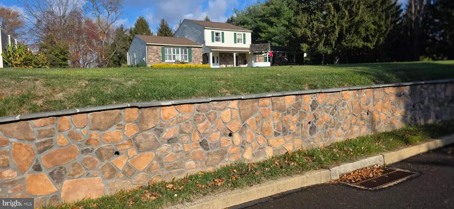 249 Twining Ford Rd, Richboro, PA 18954 - Image #2