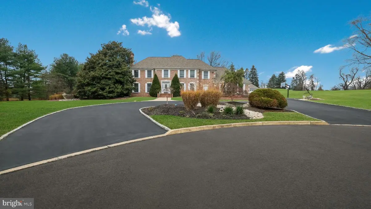 26 Breckenridge Dr, Warminster, PA 18974 - Image #1