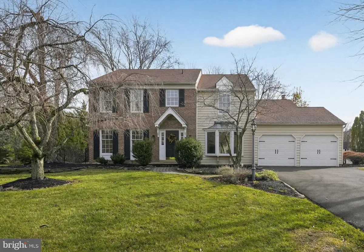 2429 N Daisey Dr, Jamison, PA 18929 - Image #1