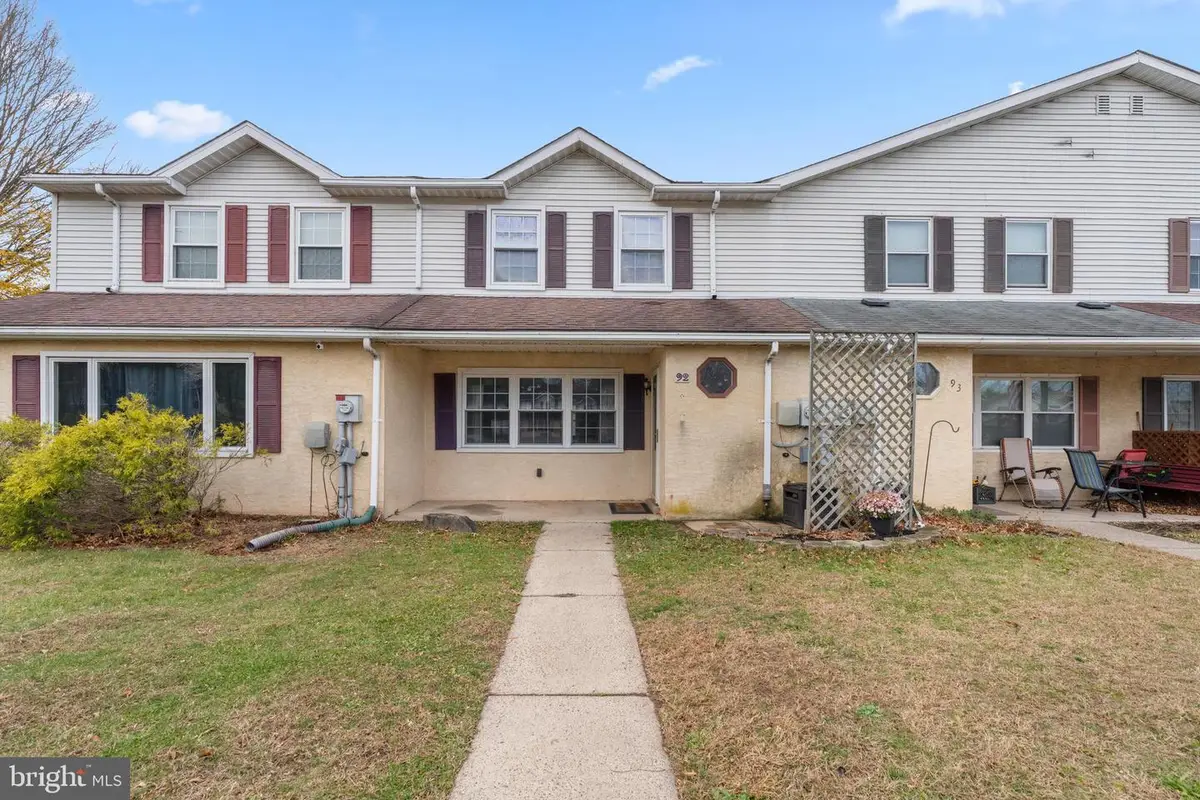 92 Laurel Ct, Quakertown, PA 18951 - Image #1